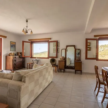 Overlooking Cheromilos Διαμέρισμα