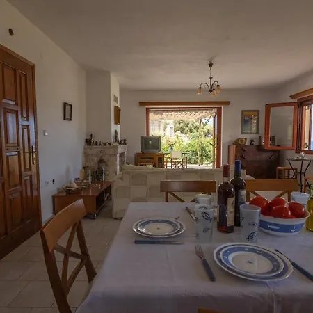 Διαμέρισμα Overlooking Cheromilos *