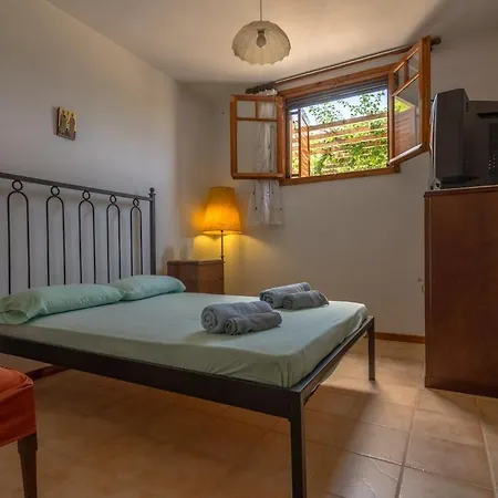 Apartamento Overlooking Cheromilos Nea Styra