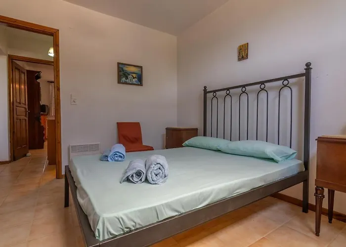 Overlooking Cheromilos