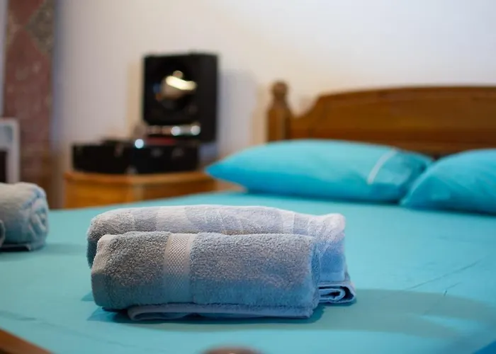 Overlooking Cheromilos Διαμέρισμα