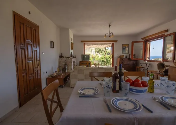 Διαμέρισμα Overlooking Cheromilos *