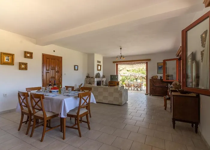 Overlooking Cheromilos